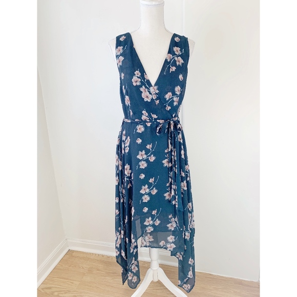 Esley Dresses & Skirts - NWT Esley Floral Wrap Shark Bite Hem Dress {SF}